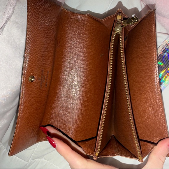 Louis Vuitton Dark Brown Monogram Clutch - Picture 4 of 7